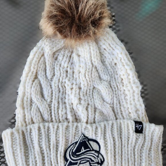 Colorado Avalanche Hockey Sport Game Long Sleeves + Beanie 🏒FANATIC BUNDLE🥅 - Picture 5 of 7